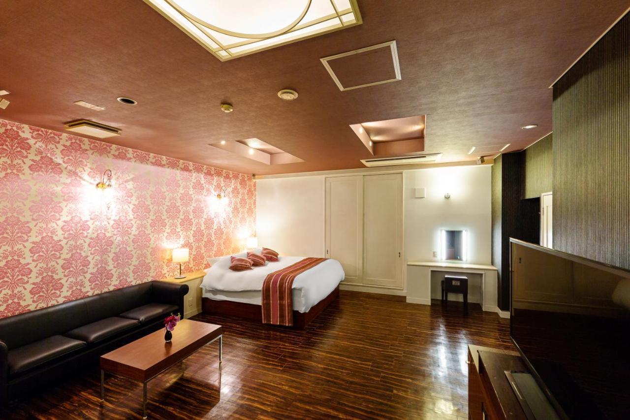 Hotel Love Jewel كيتاكيوشو المظهر الخارجي الصورة